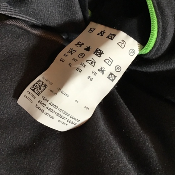 🤔HUGO BOSS, zipper is on the left side, men’s XL, new cond. see photos, unisex - Picture 10 of 10